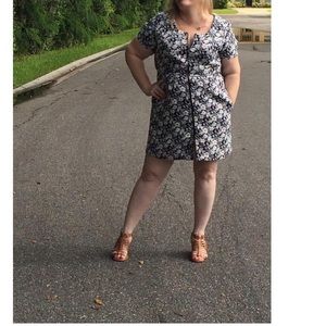 Carmakoma “xs” fits size 14 dress front zipper